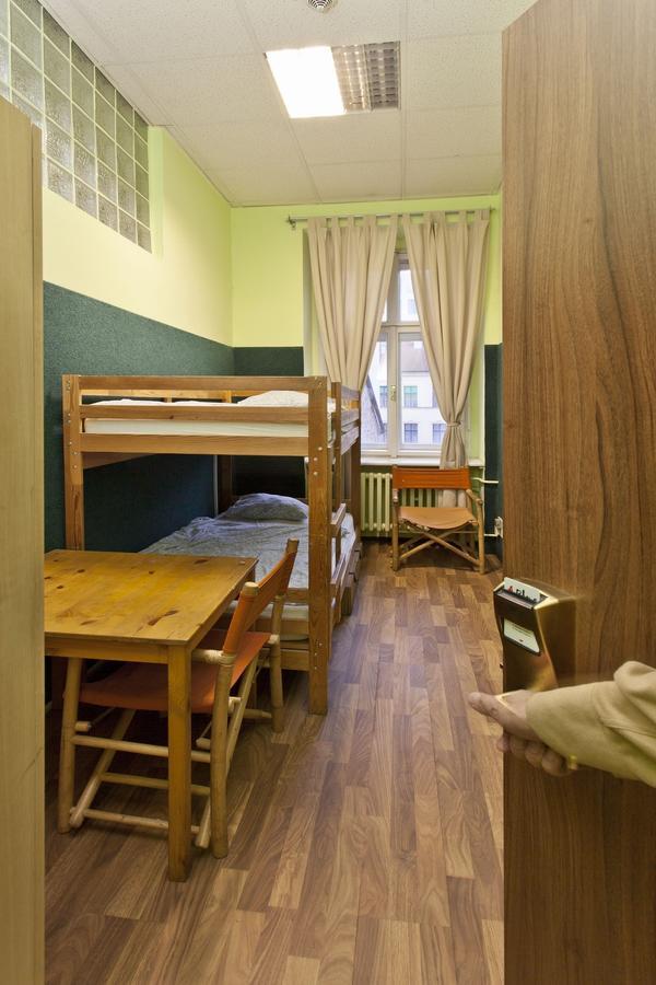 A Plus Hotel & Hostel Prague Exterior photo